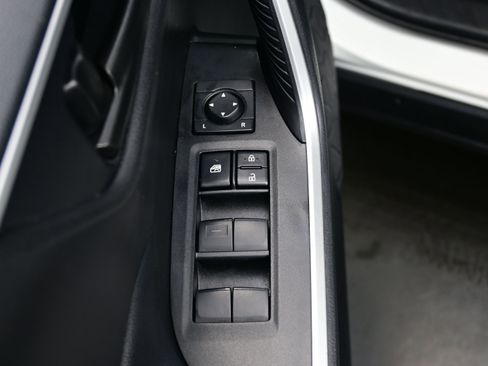 Used 2024 Toyota RAV4 LE image 10