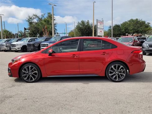 Used 2021 Toyota Corolla SE image 7