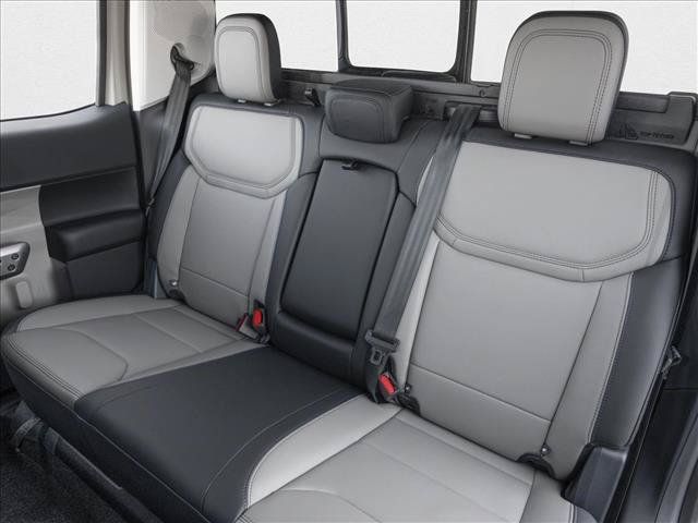 New 2026 Ford Maverick Lariat w/ Black Appearance Package AWD/4WD image 9