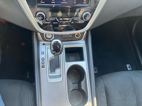 Used 2021 Nissan Murano SV image 11