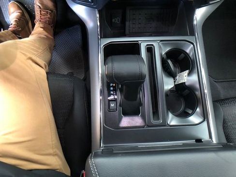 New 2026 Ford F150 XLT w/ Equipment Group 302A MID image 19