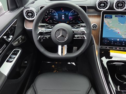 New 2026 Mercedes-Benz GLC 300 4MATIC image 12
