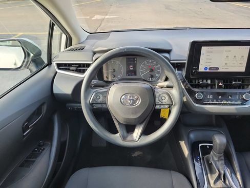 Used 2024 Toyota Corolla LE FWD image 13