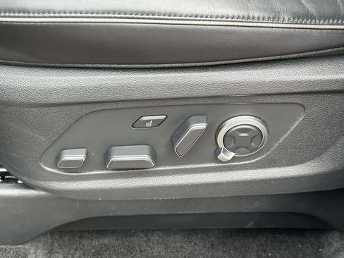 Used 2024 Hyundai Palisade Calligraphy AWD/4WD image 17