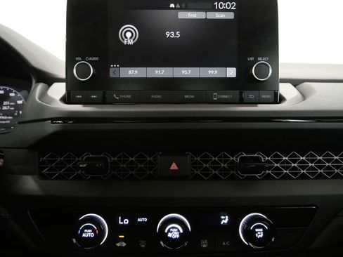 Used 2025 Honda Accord LX image 19