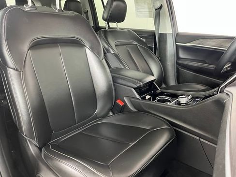 Used 2023 Jeep Grand Cherokee L Limited AWD/4WD image 48