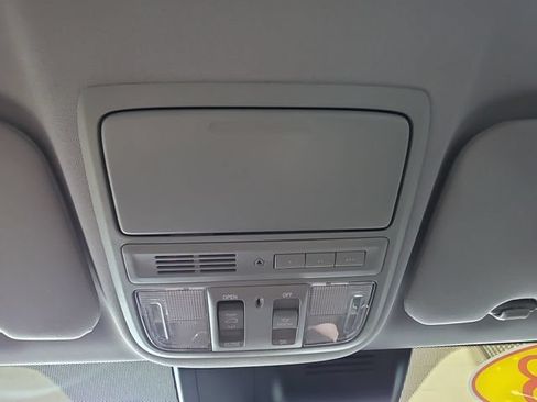 Used 2018 Honda CR-V EX-L image 24