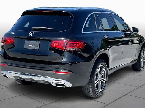 Used 2022 Mercedes-Benz GLC 300 w/ Premium Package Lite image 11