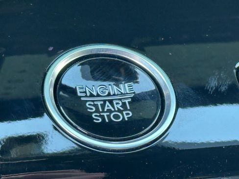 New 2026 Lincoln Navigator L Reserve AWD/4WD image 11