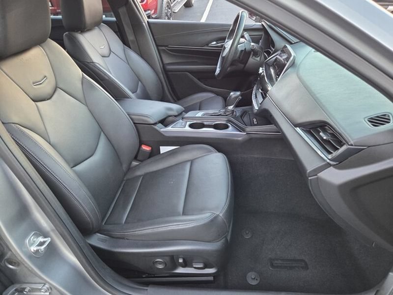 Used 2025 Cadillac CT4 Premium Luxury w/ Technology Package RWD image 19