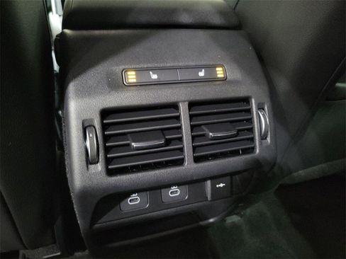 New 2025 Land Rover Discovery Sport Dynamic SE image 23