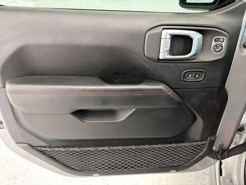 Used 2019 Jeep Wrangler Unlimited Rubicon AWD/4WD image 19