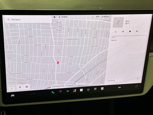 Used 2024 Tesla Model X AWD/4WD image 18