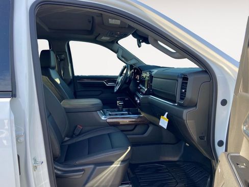 New 2026 GMC Sierra 1500 Elevation w/ Elevation Premium Package AWD/4WD image 15