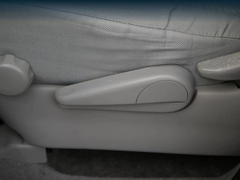 Used 2006 Toyota Highlander Sport image 30