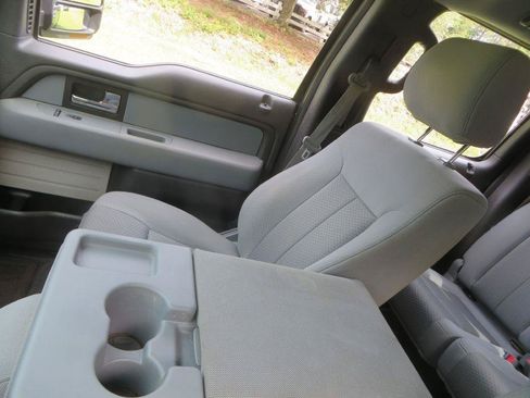Used 2013 Ford F150 XLT w/ Luxury Equipment Group RWD image 23