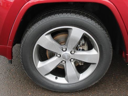 Used 2014 Jeep Grand Cherokee Overland image 17