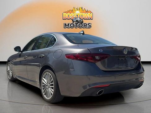 Used 2020 Alfa Romeo Giulia Ti AWD/4WD image 36