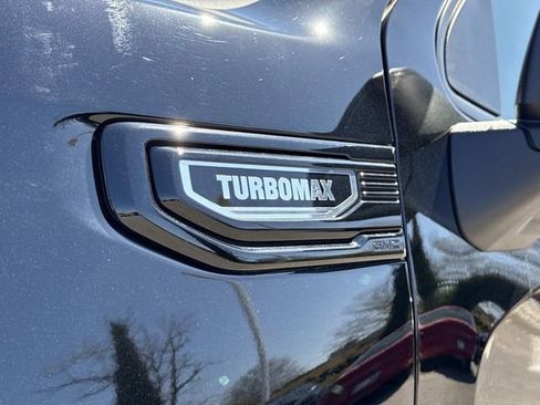 New 2026 GMC Sierra 1500 Elevation image 10