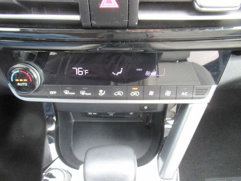 Used 2023 Kia Seltos EX image 33