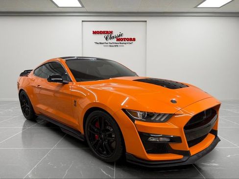 Used 2020 Ford Mustang Shelby GT500 w/ Technology Package image 1