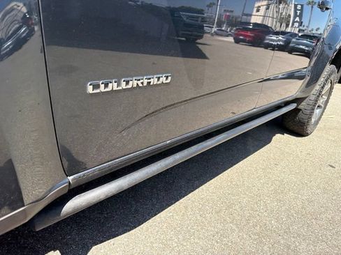 Used 2019 Chevrolet Colorado Z71 AWD/4WD image 24
