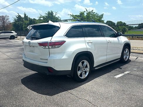 Used 2015 Toyota Highlander Limited FWD image 8