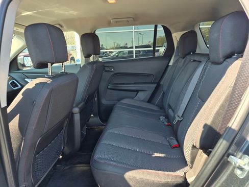 Used 2017 GMC Terrain SLE w/ Technology Package image 16