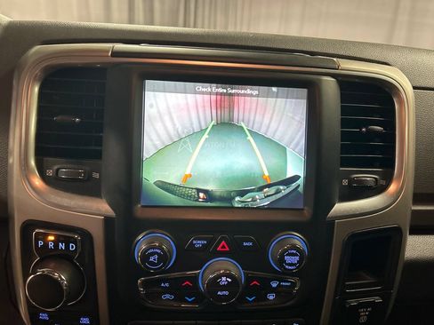 Used 2019 RAM 1500 Big Horn AWD/4WD image 16