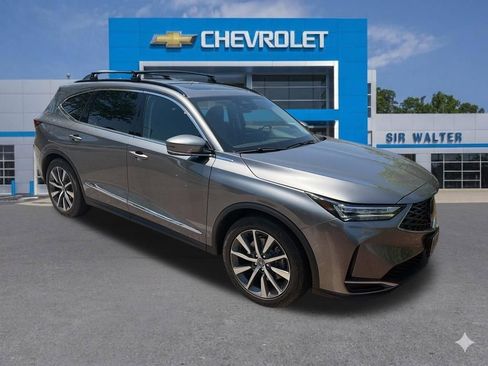Used 2025 Acura MDX SH-AWD w/ Technology Package image 4