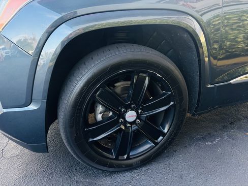 Used 2019 GMC Acadia Denali w/ Technology Package image 4