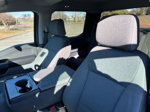 Used 2025 Ford F150 XLT w/ Equipment Group 301A Standard image 18