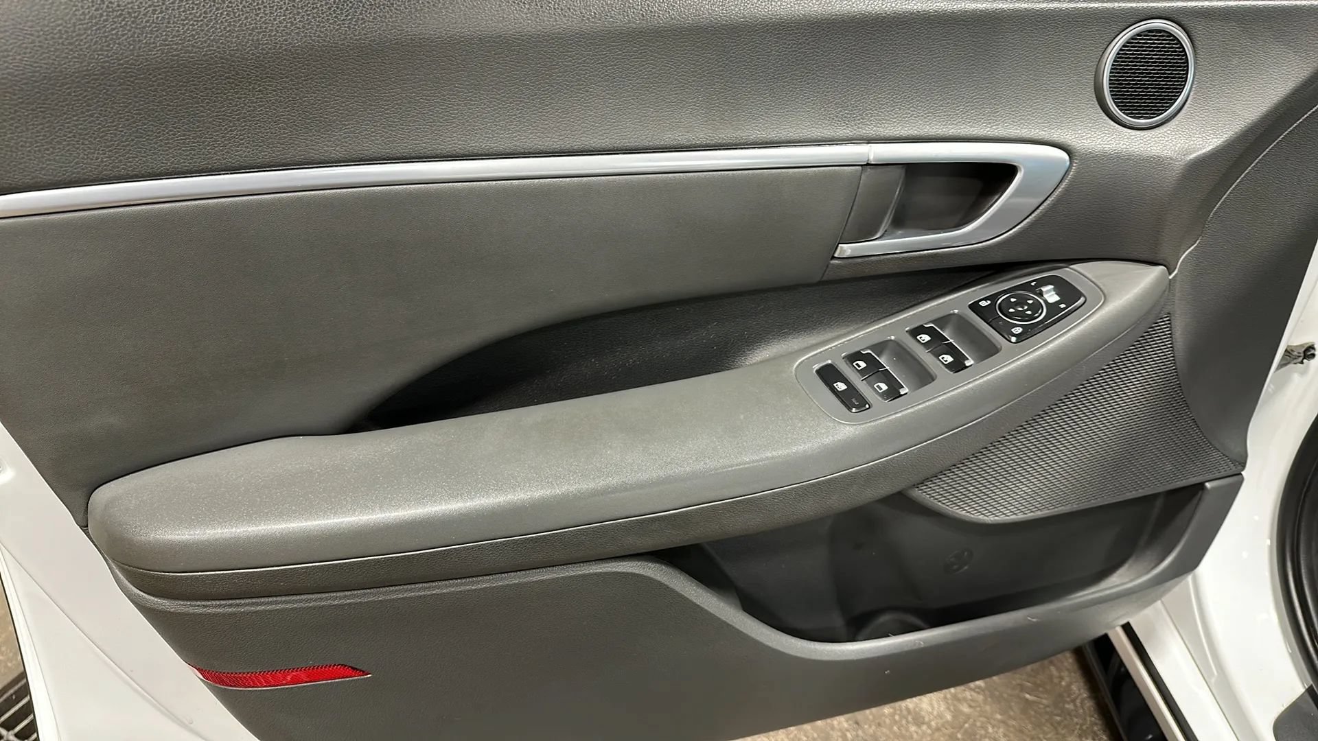 Used 2020 Hyundai Sonata SEL w/ Convenience Package FWD image 10