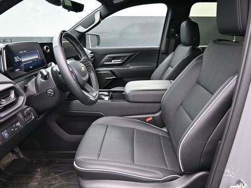 New 2026 Chevrolet Silverado EV LT AWD/4WD image 16