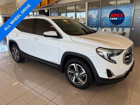 Used 2020 GMC Terrain SLT AWD/4WD image 1