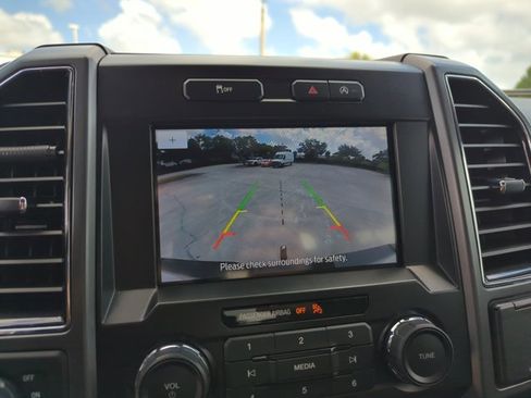 Used 2020 Ford F150 XLT RWD image 12