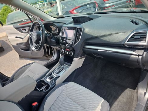 Used 2019 Subaru Forester Premium AWD/4WD image 18