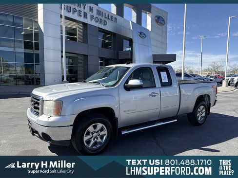 Used 2010 GMC Sierra 1500 SLT w/ Suspension Package, Off-Road image 1
