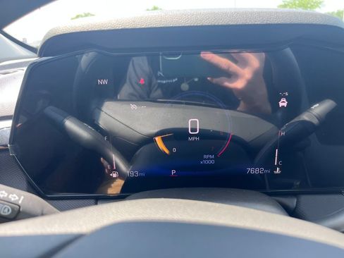 Used 2025 Chevrolet TrailBlazer LT w/ Driver Confidence Package FWD image 11