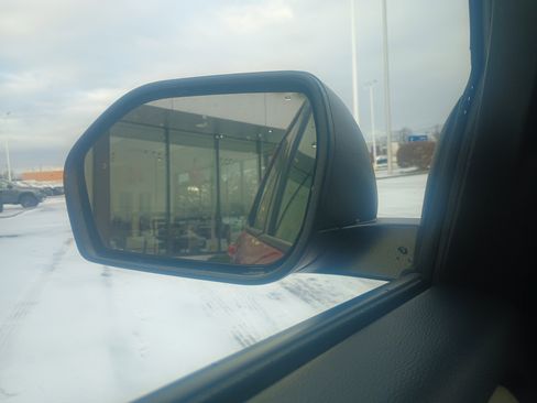 Certified 2023 Ford Explorer XLT w/ Equipment Group 202A image 22