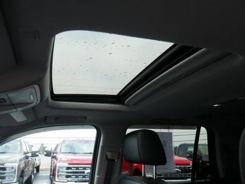 Used 2015 Chevrolet Tahoe LTZ image 3