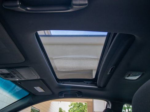 Used 2017 Honda Accord EX image 37