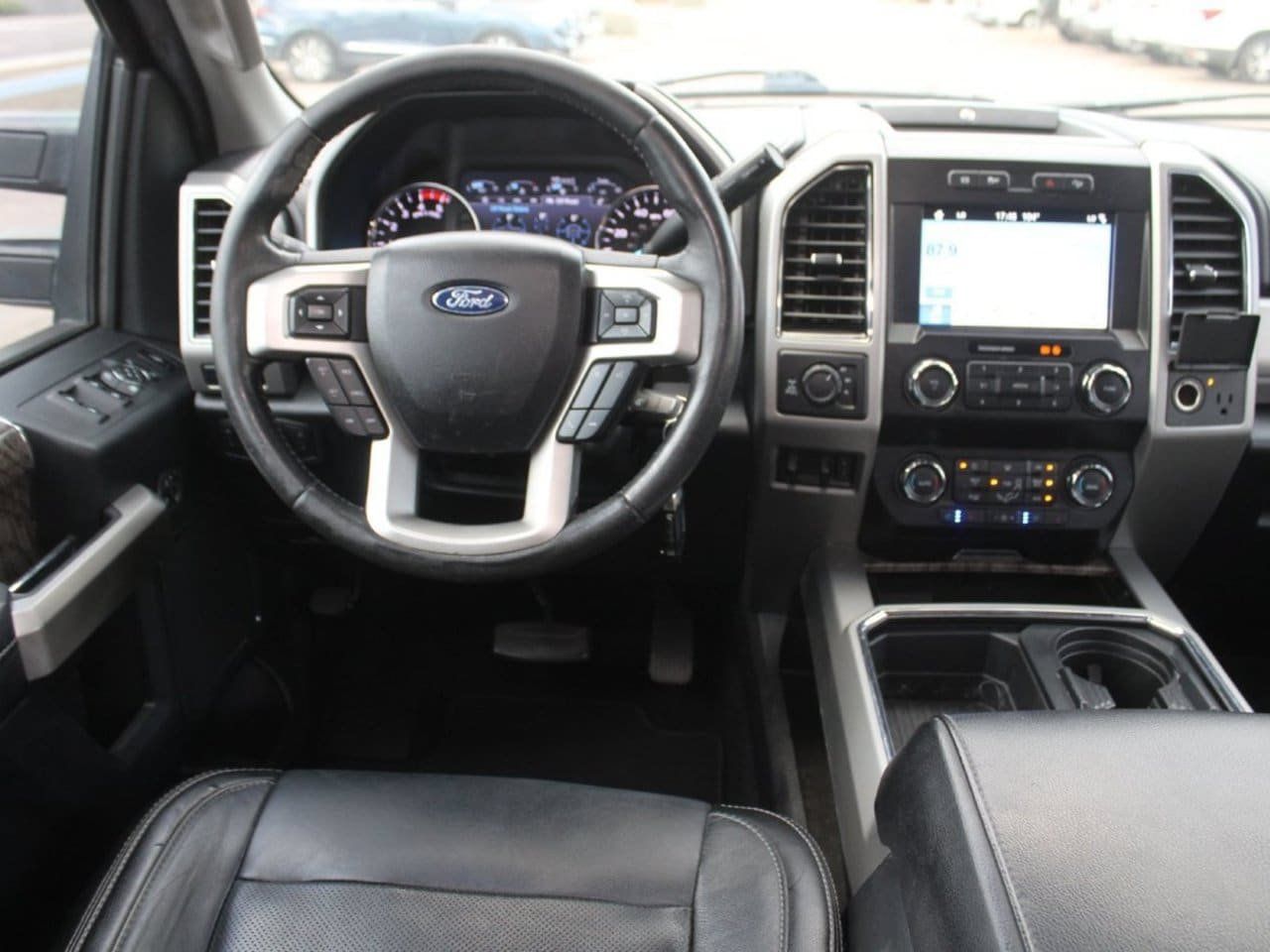 Used 2019 Ford F250 Lariat w/ Chrome Package AWD/4WD image 28