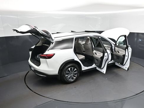 Used 2026 INFINITI QX60 Pure w/ Cargo Package FWD image 50