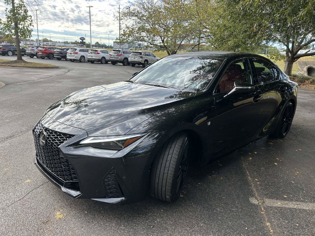 Used 2023 Lexus IS 350 F Sport RWD image 5