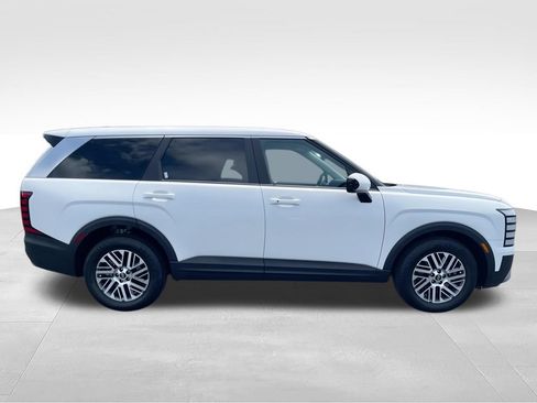 Used 2026 Hyundai Palisade SE FWD image 9