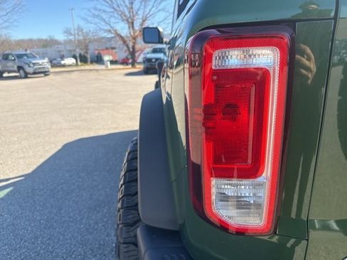 Used 2022 Ford Bronco Black Diamond image 10