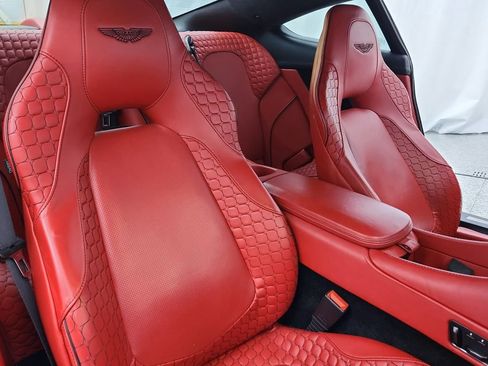Used 2014 Aston Martin Vanquish Coupe RWD image 31