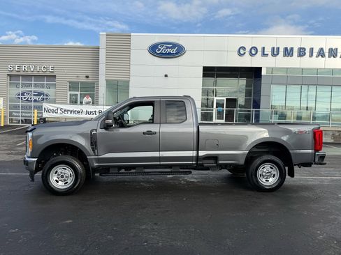 Used 2025 Ford F250 XL w/ XL Driver Assist Package image 3