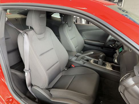 Used 2012 Chevrolet Camaro SS w/ Rear Vision Package image 29